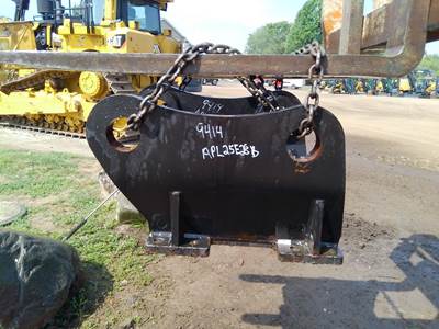 John Deere JD MOUNTING KIT HH135 Hammer