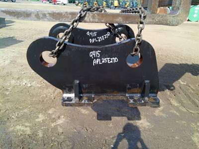 John Deere JD MOUNTING KIT HH135 Hammer