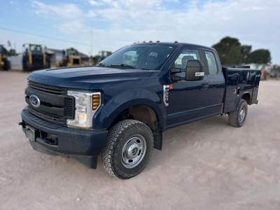 Ford F-250 Mechanic / Service Truck
