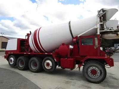 Advance 10.5 CY Mixer / Ready Mix / Concrete Truck