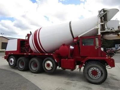 Advance 10.5 CY Mixer / Ready Mix / Concrete Truck