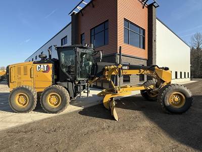 Caterpillar 150 Motor Grader