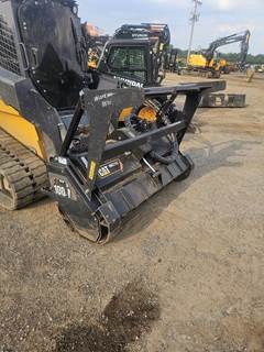 Caterpillar HM215C Mulcher