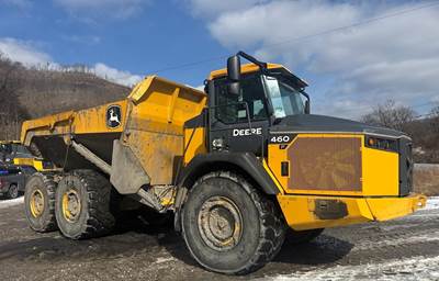 John Deere 460 P-TIER Off-Highway Truck