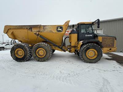 John Deere 460E II Off-Highway Truck