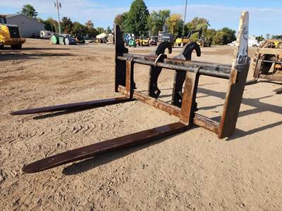 Caterpillar 72" X 98" WIDE FORKS 930 938M Pallet Fork