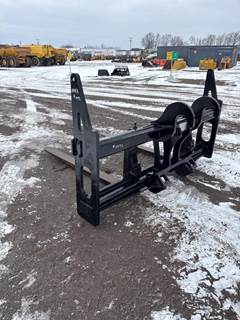 Caterpillar 98" FORKS FOR 938M Rotating Pallet Forks