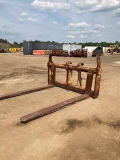 Caterpillar 98" WIDE X 92" LONG FUSION 950 962 966 972 Pallet Fork