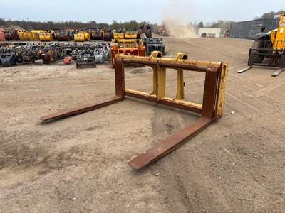 Caterpillar BALDERSON 100" WIDE X 70" LONG 950 962 972 Rotating Pallet Forks