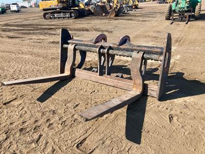 Caterpillar FUSION 99" WIDE X 59" LONG 950K 962 966 972 Pallet Fork