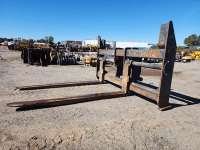 JRB JRB 420 111" WIDE X 94" FORKS Rotating Pallet Forks