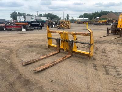 John Deere 98" X72" FORKS, JRB 416 Rotating Pallet Forks