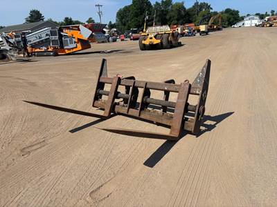 Pemberton ISO 60" FORKS FOR VOLVO L50/60/70 Rotating Pallet Forks