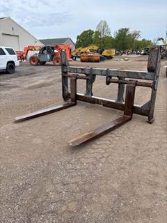 Tag ISO 109" WIDE X 70" LONG FORKS Rotating Pallet Forks