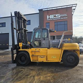 Hyundai 160D-9 Pneumatic Tire Forklift - 35000lb Capacity