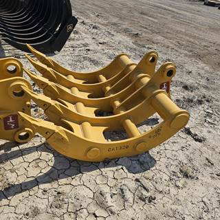 ROOT RAKE 65" B LINKAGE ROOT RAKE 318 320 321 323 Root Rake
