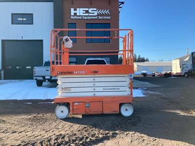 Snorkel S4732E Scissor Lift - 38ft Working Height