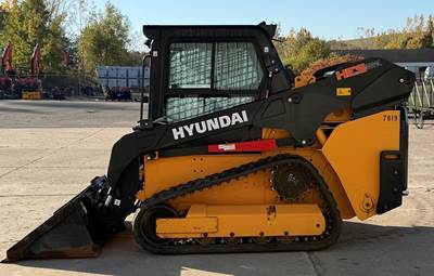 Hyundai HT100V Skid Steer