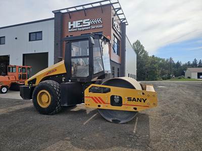 Sany SSR120C-8 Smooth Drum Roller Compactor