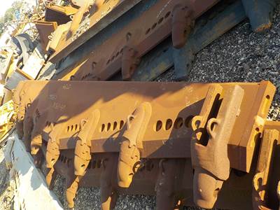 SPADE NOSE CUTTING EDGE Spade Nose Bucket