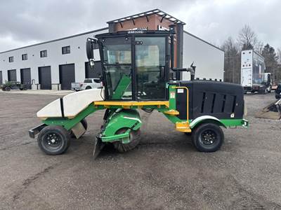 Lay-Mor SM450-ST Sweeper