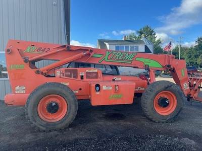 Xtreme XR842 Telehandler - 8000lb Capacity
