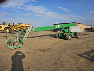 Genie S-85 Telescopic Boom Lift