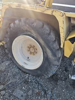 Caterpillar IT14G Tire & Rim