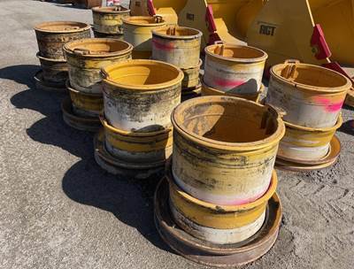 Volvo 9 RIMS A40G A45G Tire & Rim