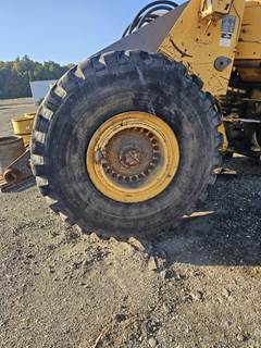 Volvo L150E Tire & Rim