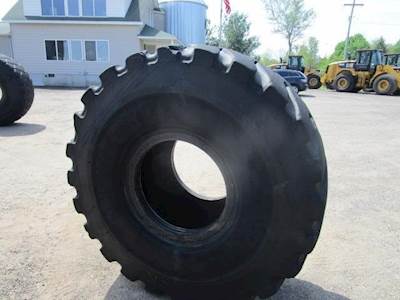 2015 Michelin 29.5X25 Tires