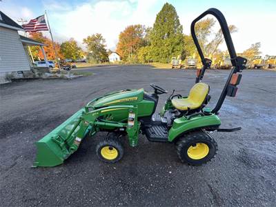 John Deere 1023E Tractor