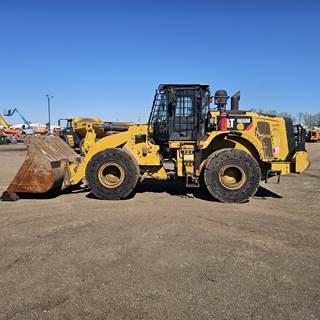Caterpillar 966M Wheel Loader