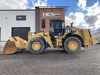 Caterpillar 982M Wheel Loader