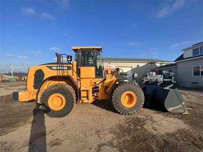 Hyundai HL960A Wheel Loader