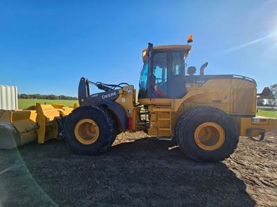 John Deere 644 P-TIER Wheel Loader