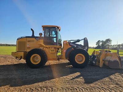 John Deere 644 P-TIER Wheel Loader