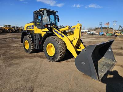 Komatsu WA270-8 Wheel Loader