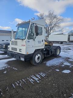 Ottawa YT30 Yard Spotter Truck