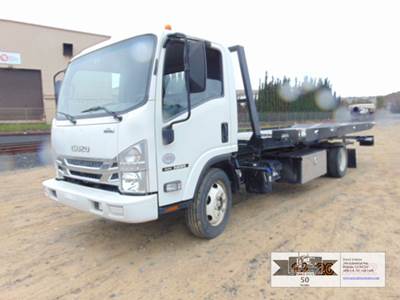 2019 Isuzu NRR Car Carrier Truck