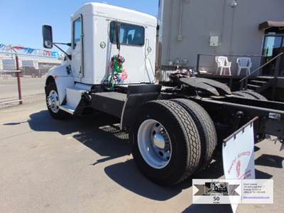 2011 Kenworth K370 Day Cab Truck