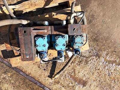 VICKERS DG4V-368C-M-W-H-40 HYDRAULIC VALVE