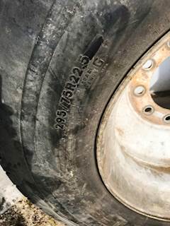 STEEL WHEEL R22.5 Tire & Rim