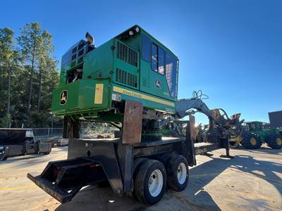 2021 John Deere 437E Trailer-Mounted Log Loader - CSI 264ULTRA Delimber