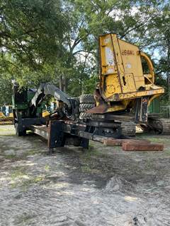 2017 John Deere 437E Trailer Mounted Log Loader - CSI 264 ULTRA Delimber