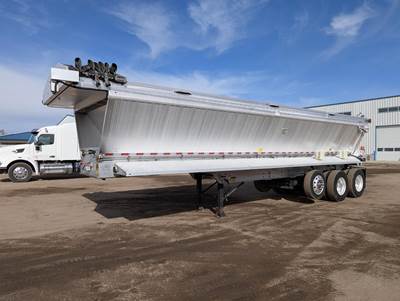 PEGASUS 32x102 Tri Axle Aluminum Belt Trailer - Air Ride, Fixed Axle