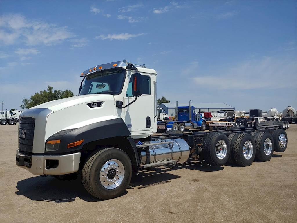 2016 Caterpillar CT660 Quad Axle Cab & Chassis Truck CT13, 475HP