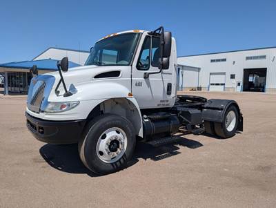 International DuraStar 4400 Single Axle Day Cab Truck - DT570 310HP, 6 Speed Allison Hs Automatic