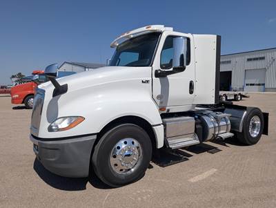 International LT Single Axle Day Cab Truck - Cummins 450HP, 10 Speed Amt