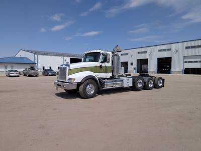 International Paystar 5900 Tri Axle Day Cab Truck - Cummins 601HP, 18 Speed Manual